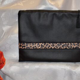 Grande pochette en simili cuir noir, doublé panthère